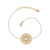 Bracelet Eileithyie doré ajouré nacre Hersée Hersée Paris 9
