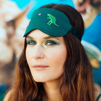Masque de nuit brodé en satin Jurassic Love Lundi au Soleil Lundi au soleil Hersée Paris 9