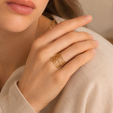 Bague Athena feuillage ajouré doré Hersée Hersée Paris 9