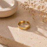Bague Calliopée anneau effet zébré doré ajustable Hersée Hersée Paris 9