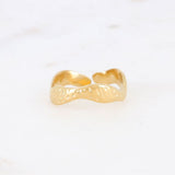 Bague Kyma vague martelée dorée Hersée Hersée Paris 9