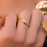 Bague Kyma vague martelée dorée Hersée Hersée Paris 9