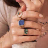 Bague Nérée dorée - Pierre naturelle & finition martelée - Hersée Hersée Hersée Paris 9