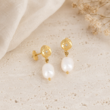 Boucles d'oreilles Polaris dorée et perle d'eau douce Hersée Hersée Paris 9