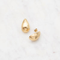 Boucles d’oreilles Naïade gouttes brossées dorées Hersée Hersée Paris 9