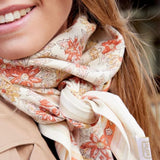 Foulard carré 100×100 grand format en coton imprimé - Bonheur du Jour Paris Bonheur du Jour Paris Hersée Paris 9